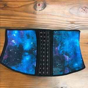 Luxx curve waist trainer